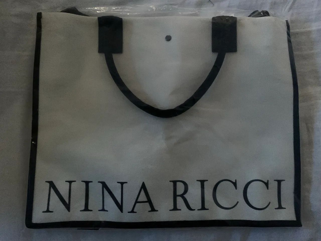 Bolsa Nina Ricci, nunca usada. - Foto 4