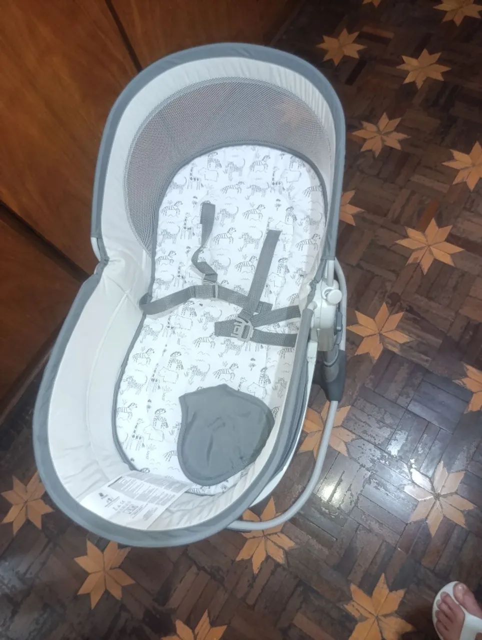Moisés que vira cadeirinha de balanço  - Foto 2