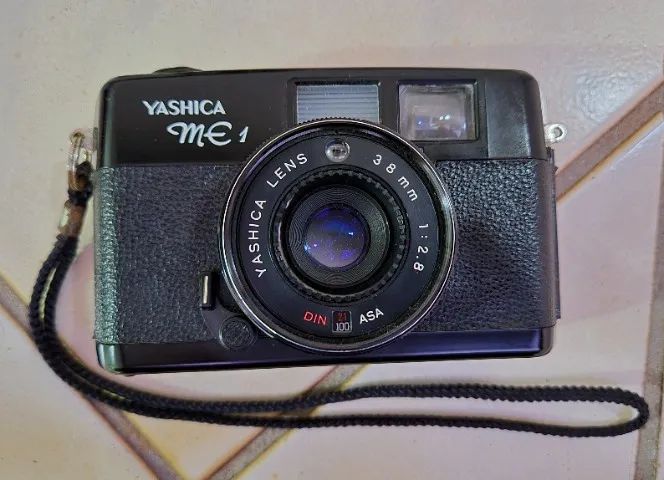 Câmera Analógica Yashica ME1 +Lente 38mm +Flash Maxwell 222-H +Estojo e Caixa Originais  - Foto 4