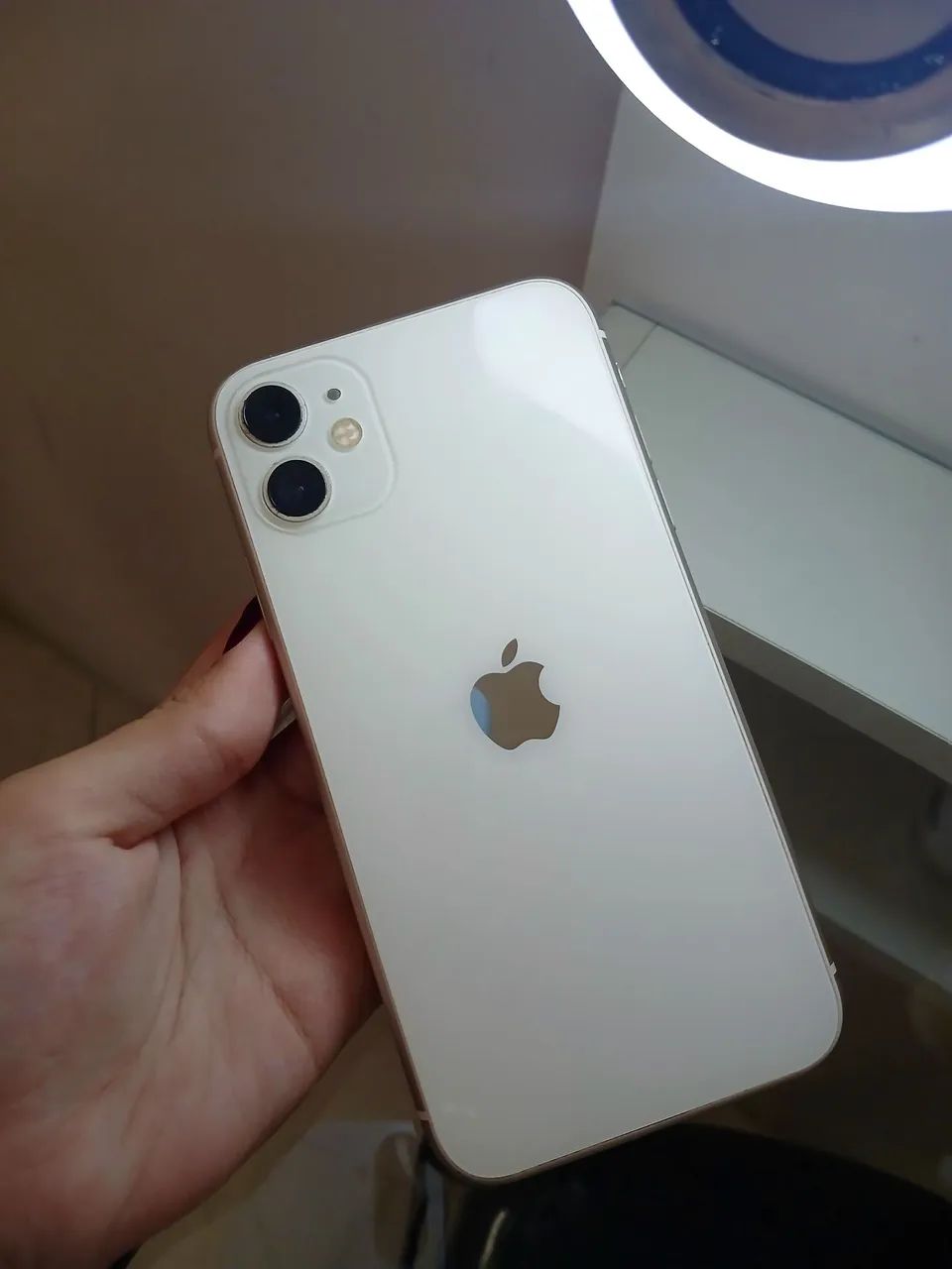 ? iPhone 11 64GB | 91% de bateria | R$ 950