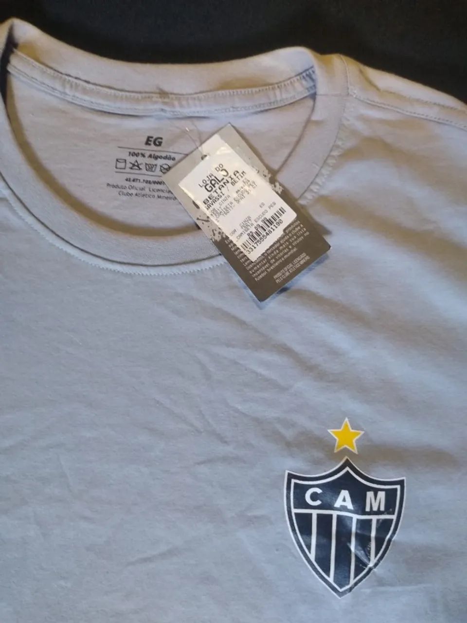 Camisa LICENCIADA Escudo Atlético Mineiro - Foto 2