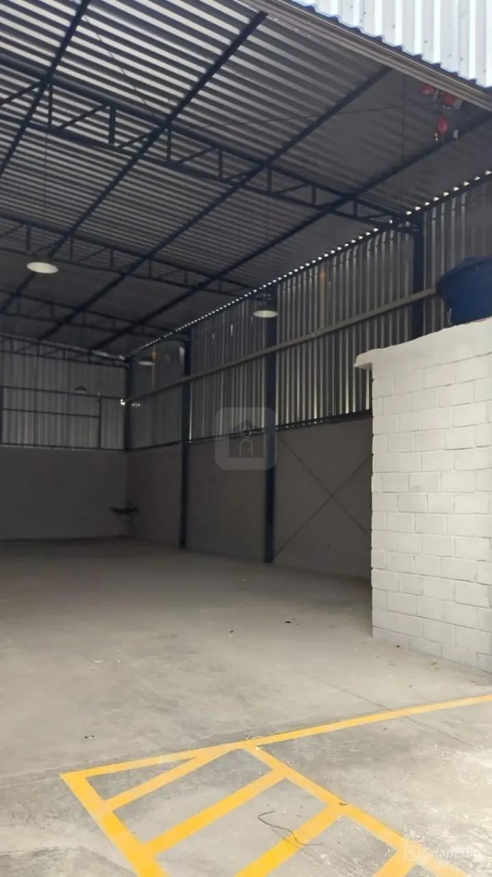 Galpão comercial para locação no bairro Martins - Foto 3