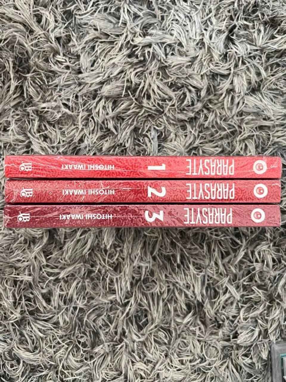 Parasyte Full Color 1, 2 e 3 LACRADOS