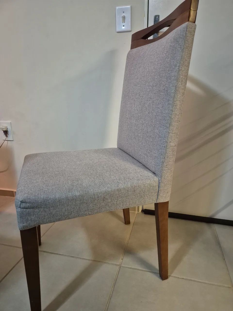 Mesa vidro 1,50x1,50m 8 cadeiras. - Foto 2