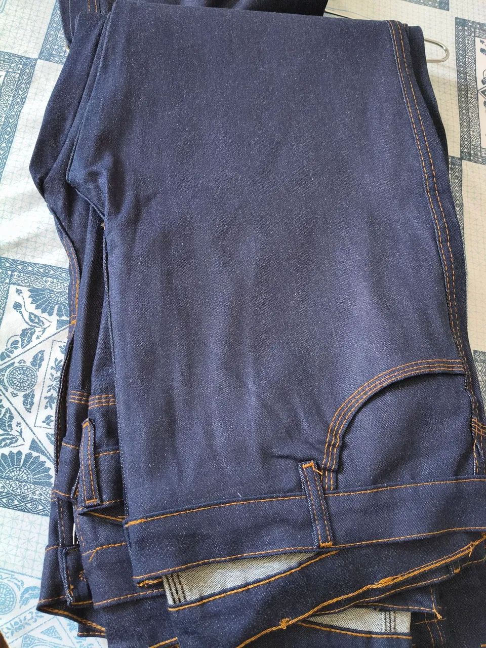 05 calças jeans novas