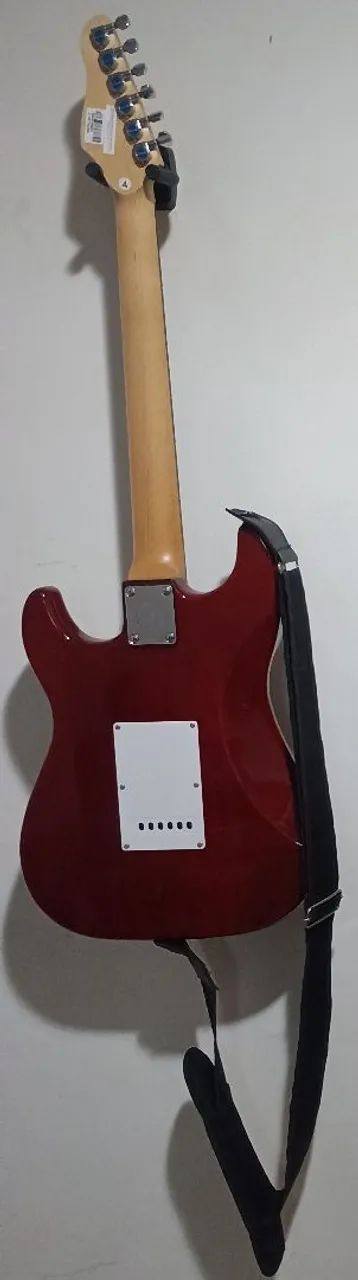 guitarra elétrica da marca Giannini,