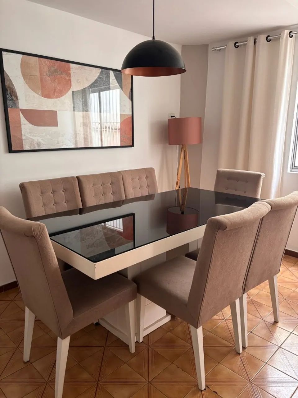 Mesa de Jantar com Cadeiras - 7 Lugares