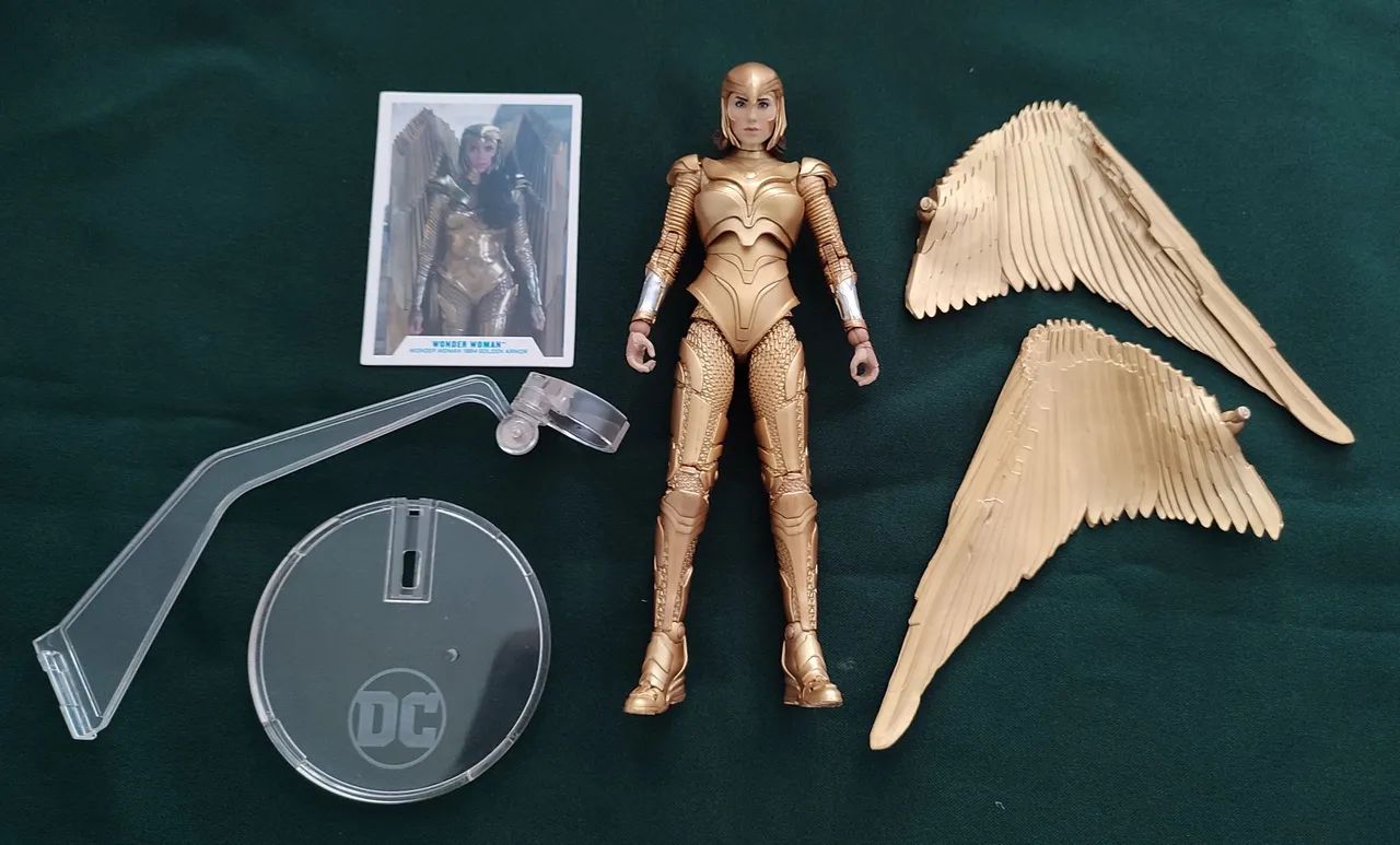 Mulher Maravilha 1984 Golden Armor - McFarlane DC Multiverse 