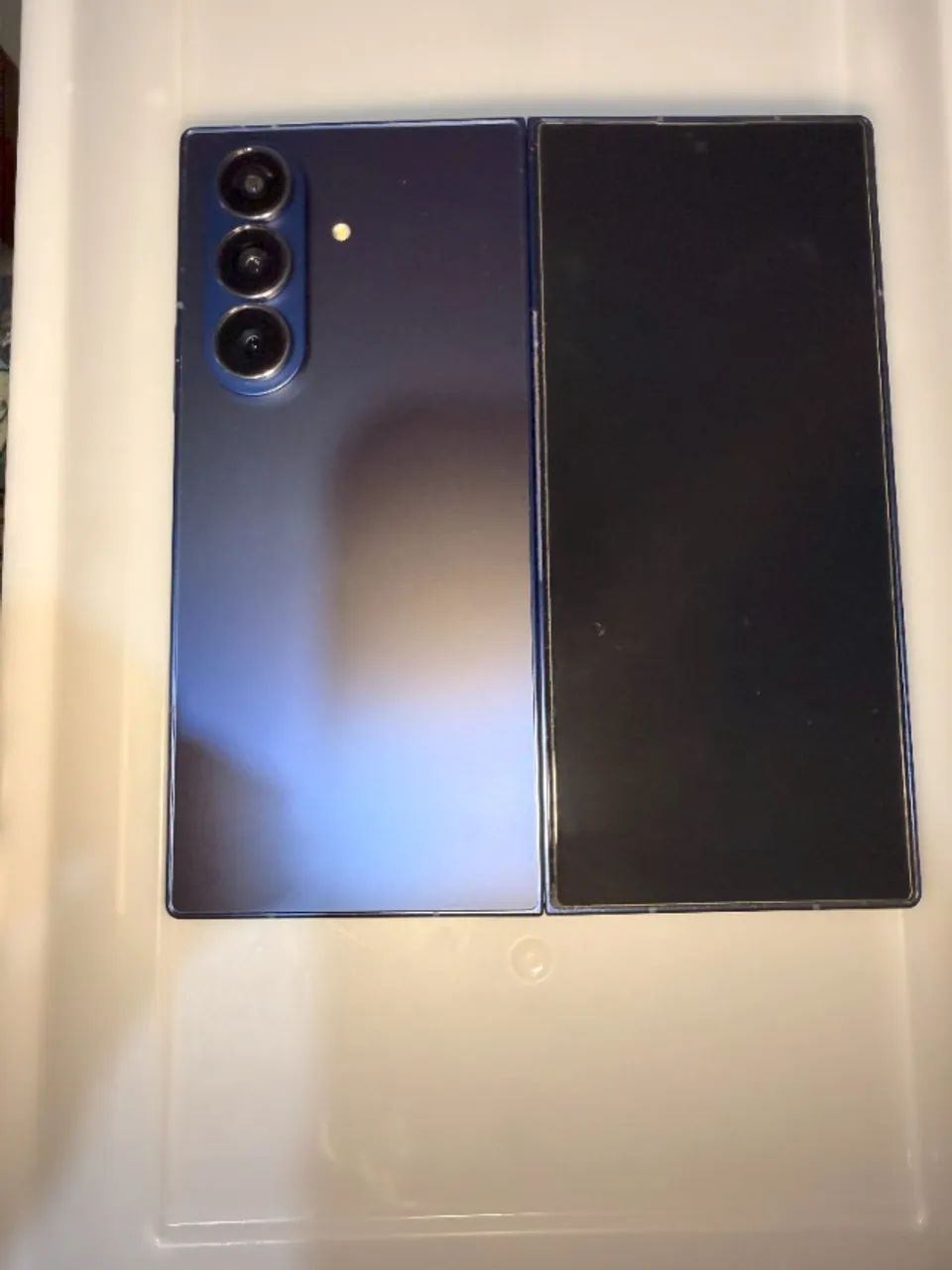 Samsung Galaxy Z Fold 7 16GB RAM e 1TB - Foto 2