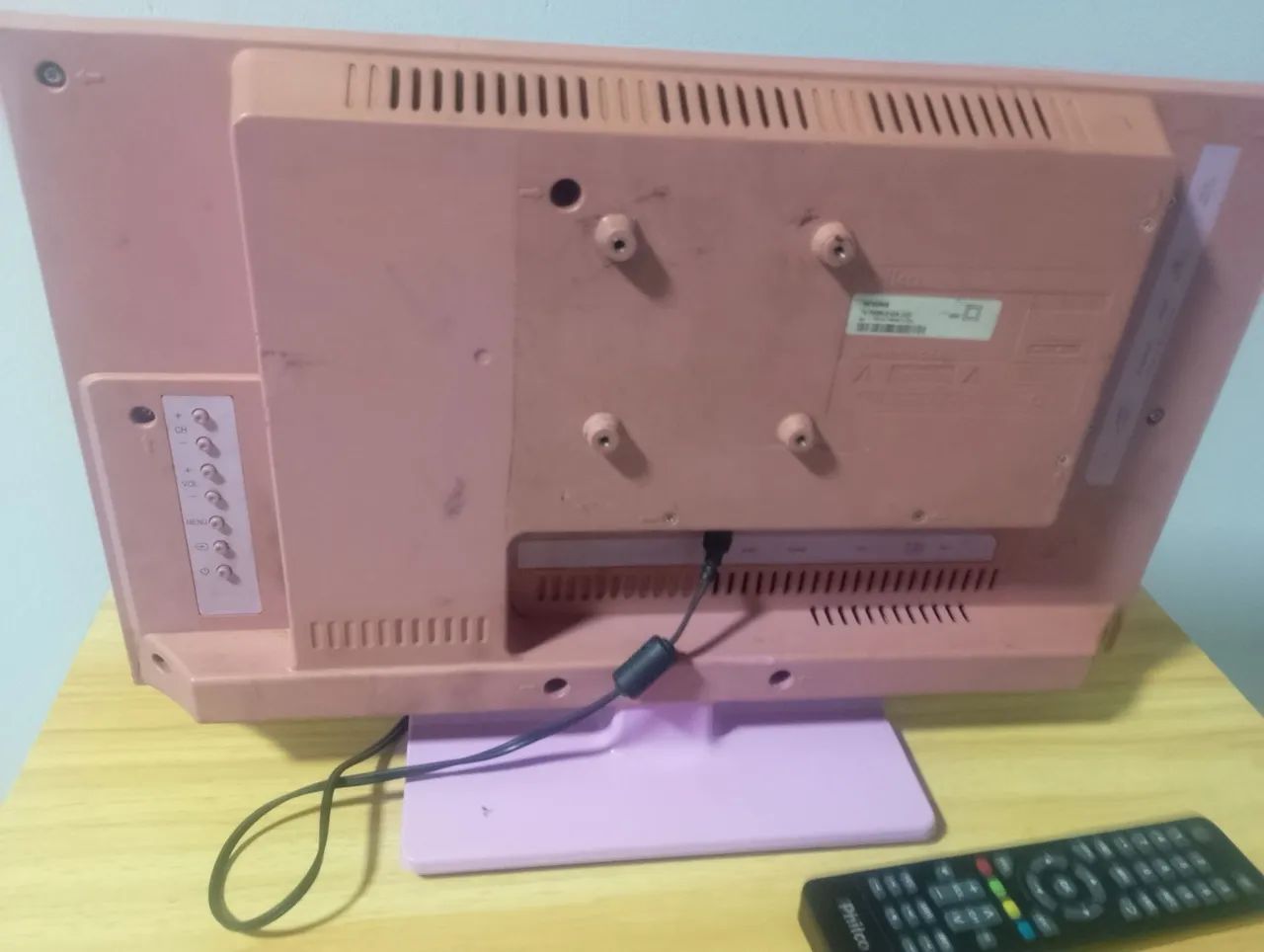 Tv fhilco 20 polegadas não é smart - Foto 3