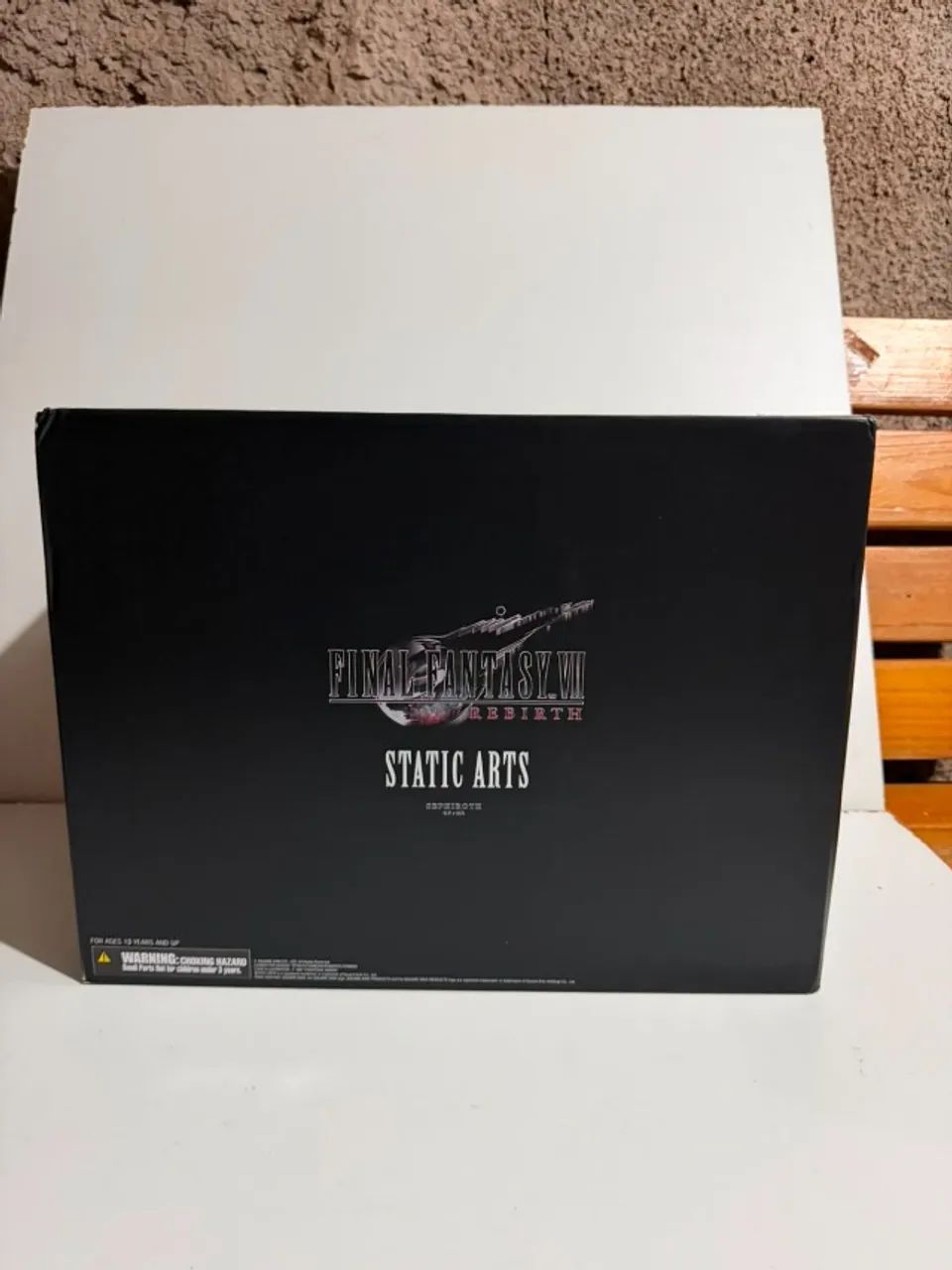 Final Fantasy VII Rebirth Estátua 