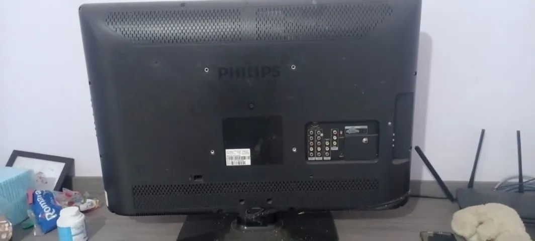 TV LCD - PHILLIPS 32" - Foto 3