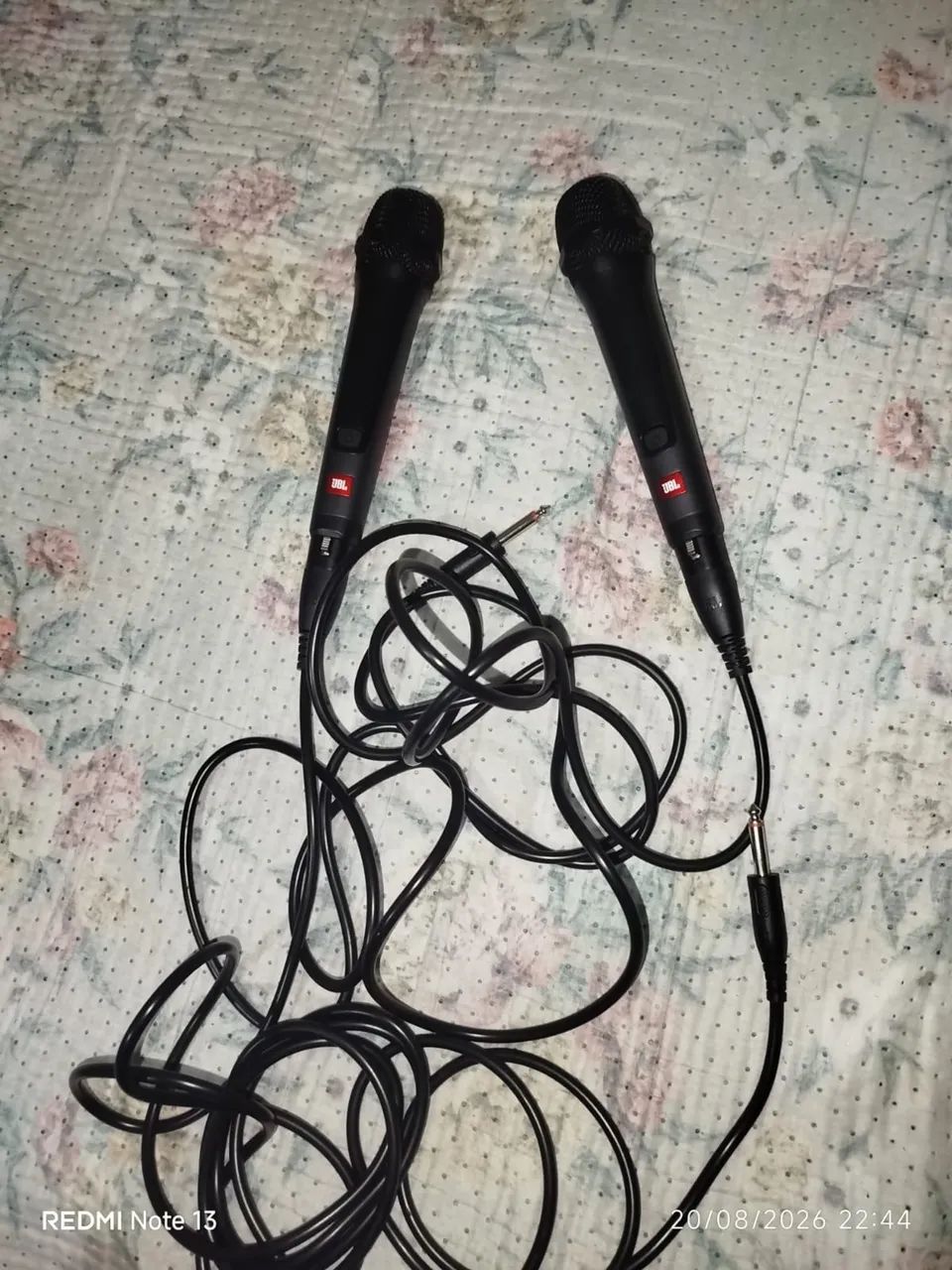 2 MICROFONES JBL