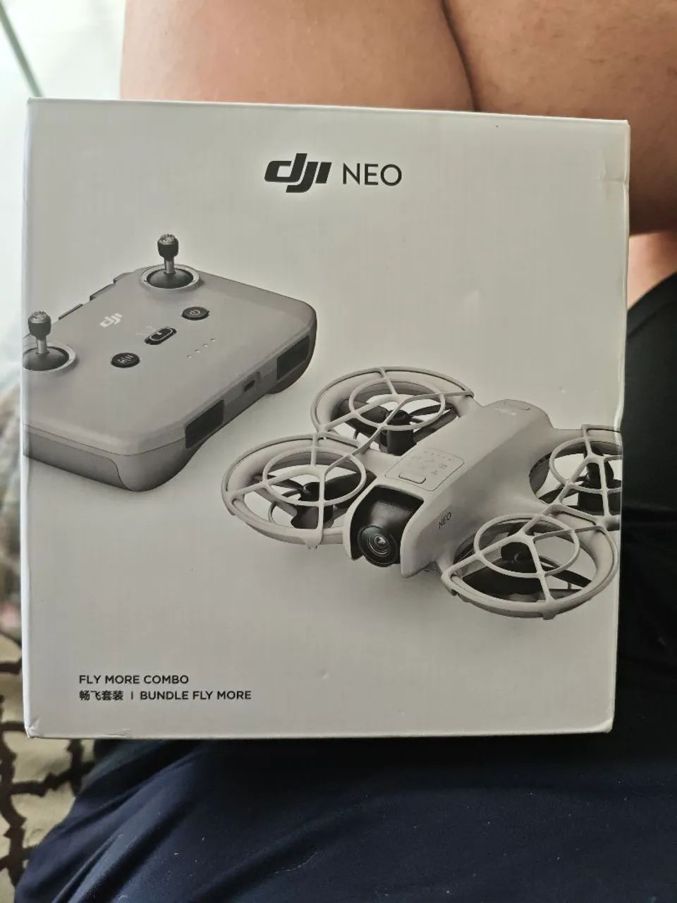 Drone DJI Neo 1 Fly More Combo - 3 baterias com base carregadora, controle e drone