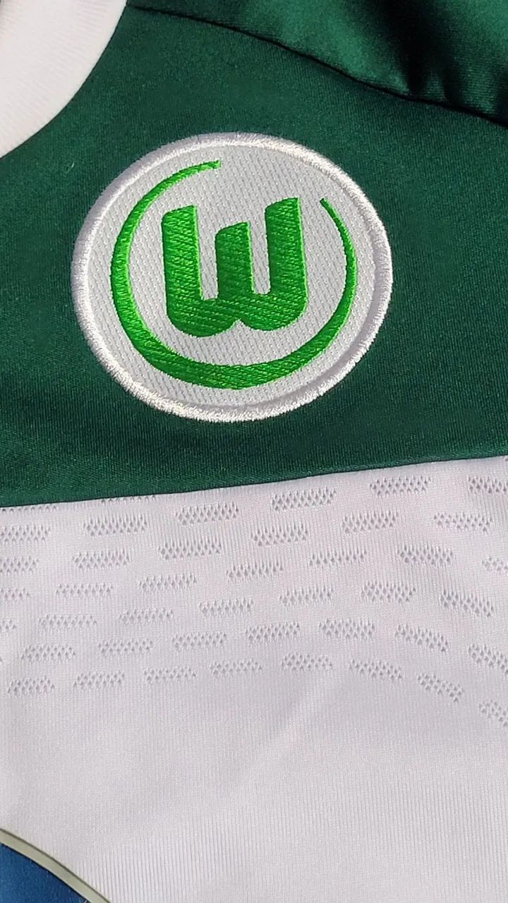 Camisa Wolfsburg Original autografada  - Foto 4