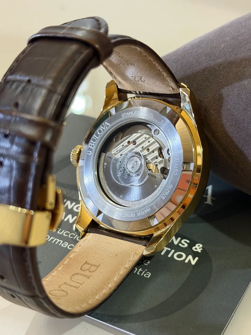 Relógio Bulova Wilton automático gmt  - Foto 4