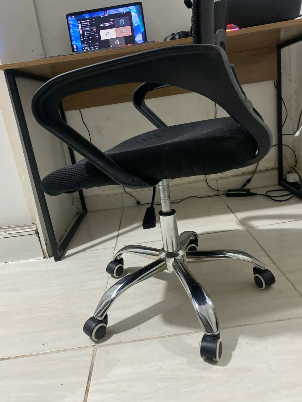 Cadeira de escritório - Foto 4