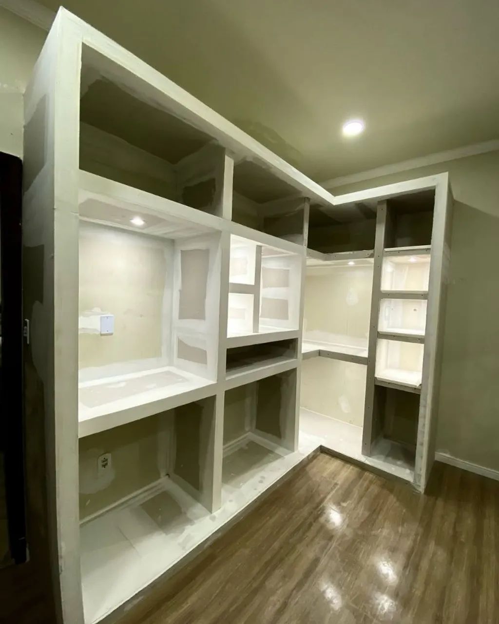 Guarda roupa em drywall - Foto 5