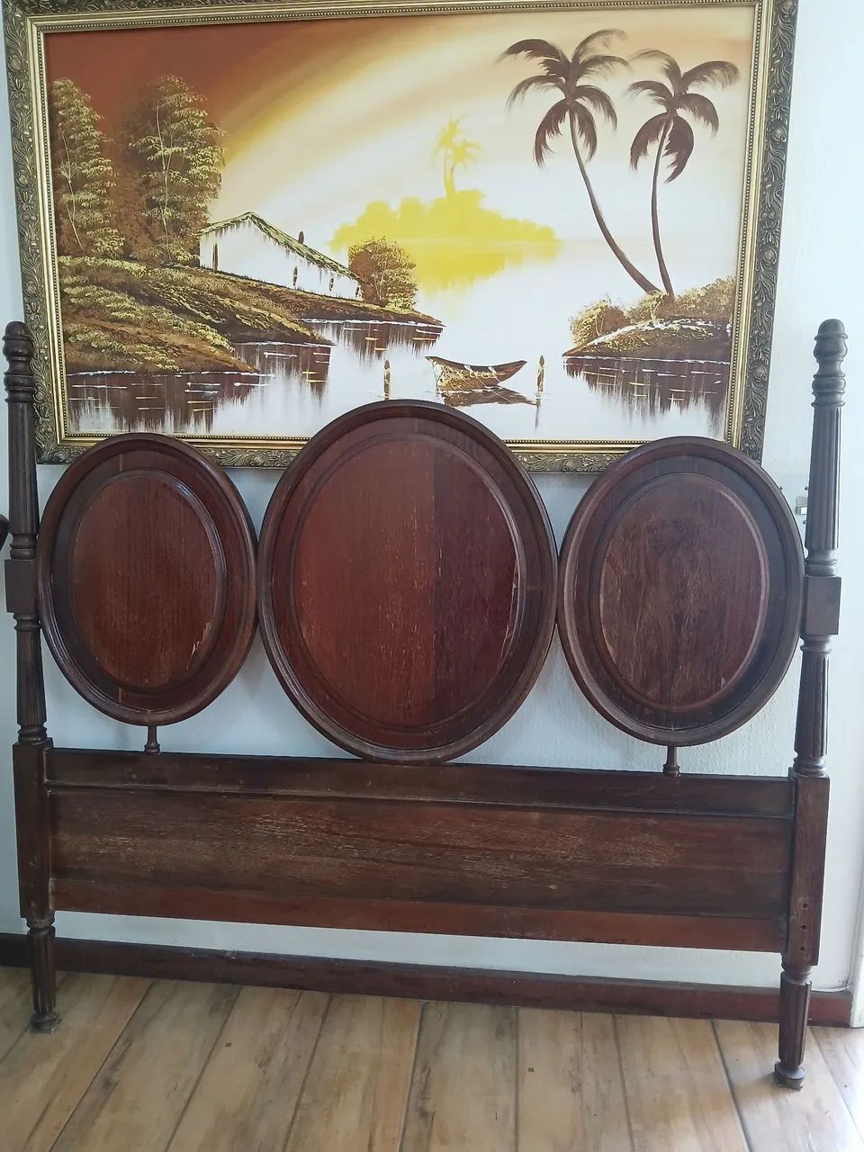 Cama de casal medalhão. - Foto 2