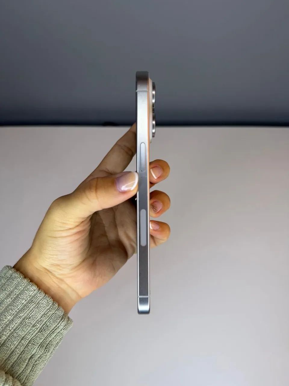 Iphone 15 Pro Max 256GB Branco - OPORTUNIDADE  - Foto 2