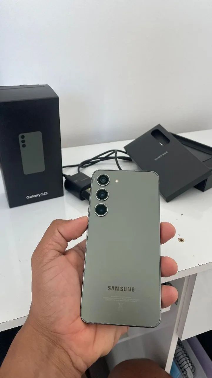 Sansung Galaxy S23 256 gb - Foto 2