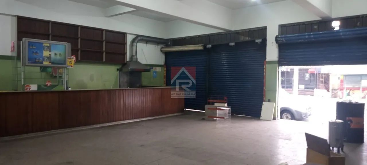Salão comercial para alugar no bairro Bangú - Santo André/SP