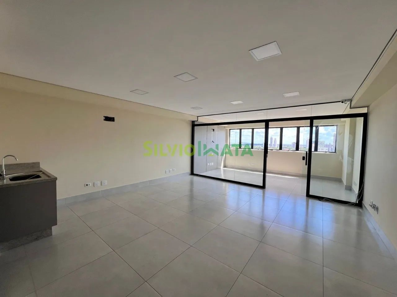 SALA COMERCIAL EM EDIFÍCIO COMERCIAL PARA LOCAR NA ZONA 08. - Foto 3