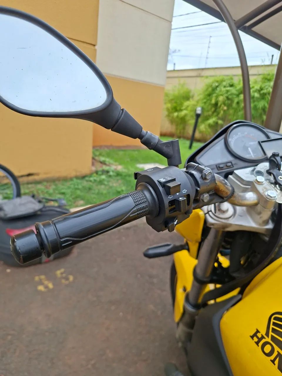CB 300R 2012 - Foto 3