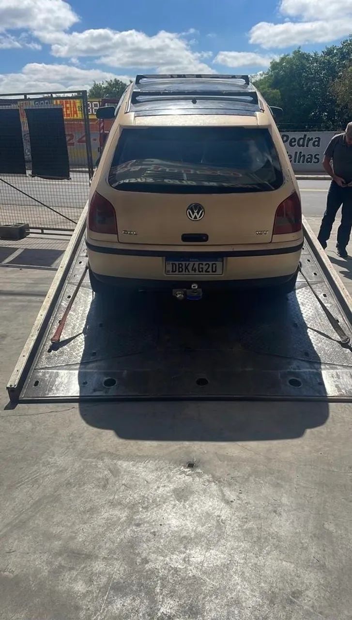 Volkswagen Gol Gol 1000 Mi 16V/ Ouro 4p 2002