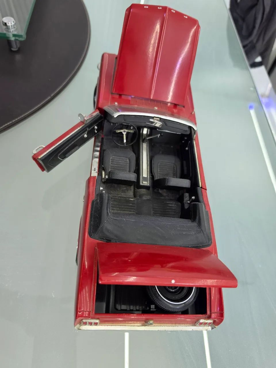Miniatura de carro Ford Mustang - Foto 2