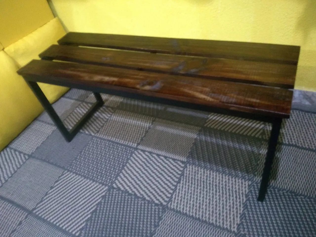 Banco de Ferro e Madeira maciça/80cm/ Recepção  - Foto 3
