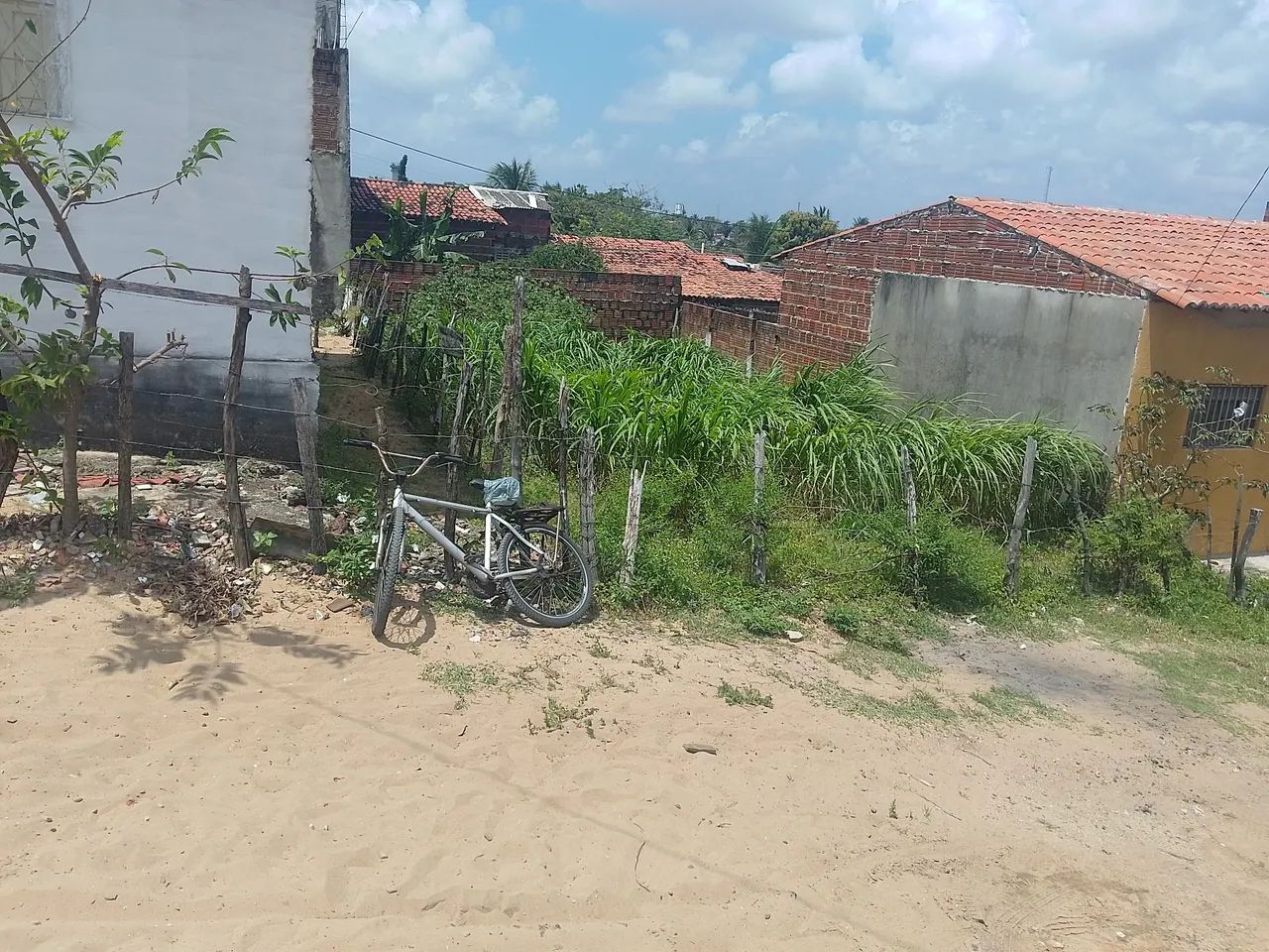 Vendo um terreno. - Foto 4