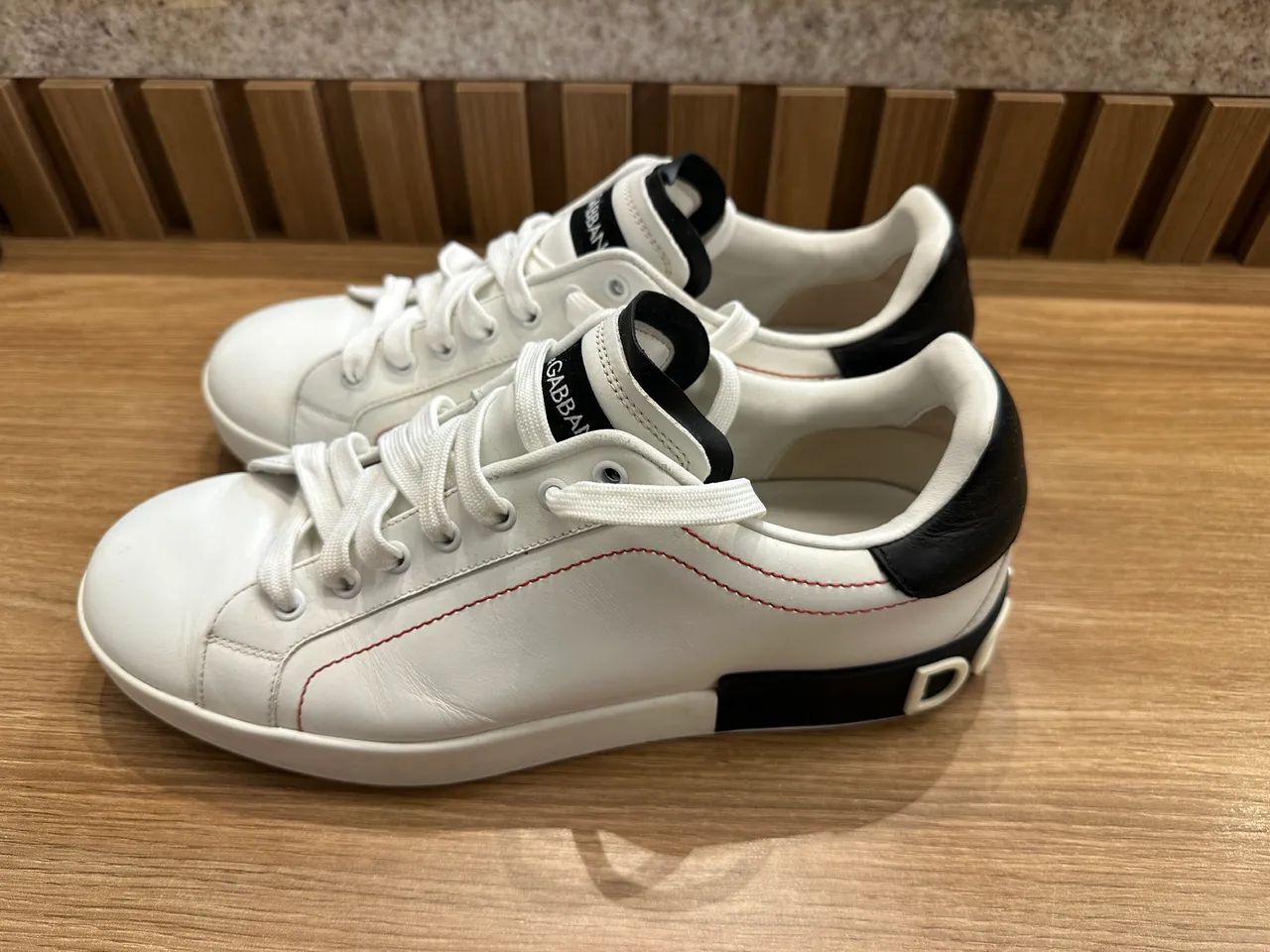 Tênis Dolce Gabanna 41/42 desapego - Foto 2