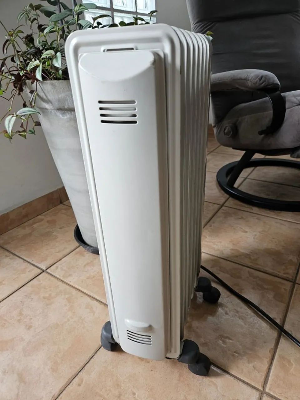 AQUECEDOR A ÓLEO DELONGHI - Foto 3