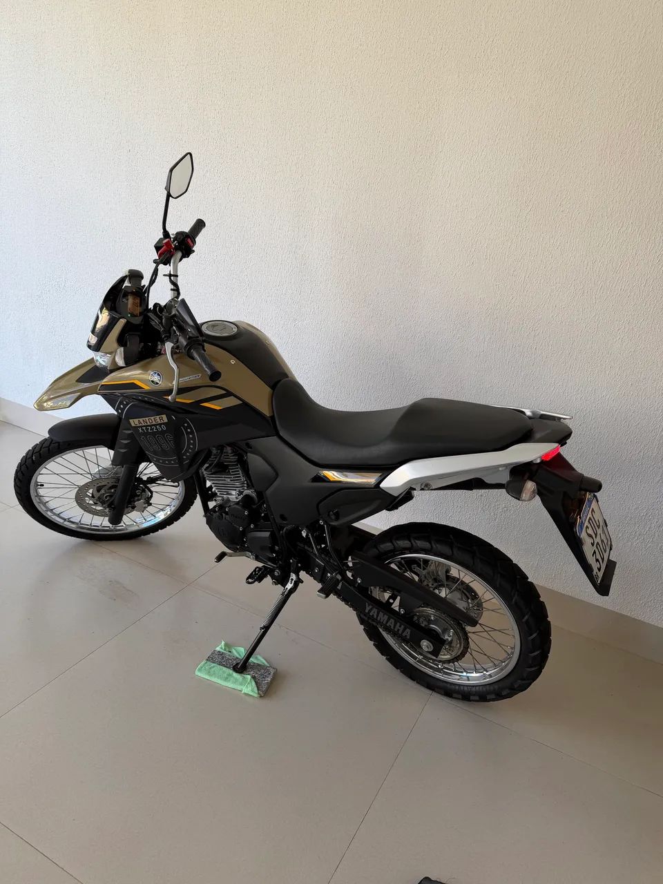Lander XTZ 2024 . Muito nova 