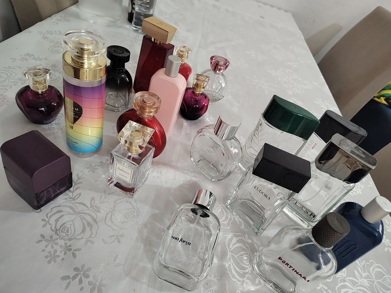 Frascos de perfume usados