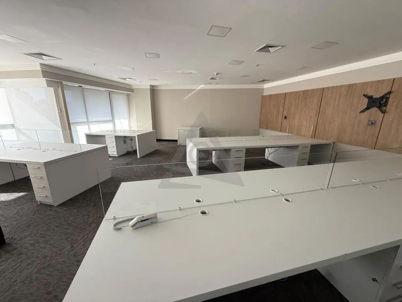 Sala para alugar em Campinas, Cambuí, com 185 m², Edifício 575 - Foto 2