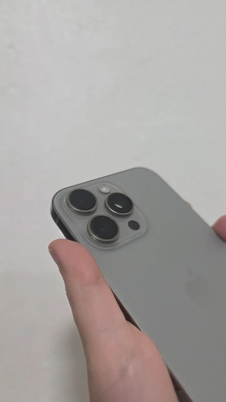 Iphone 16 pro max - Foto 2