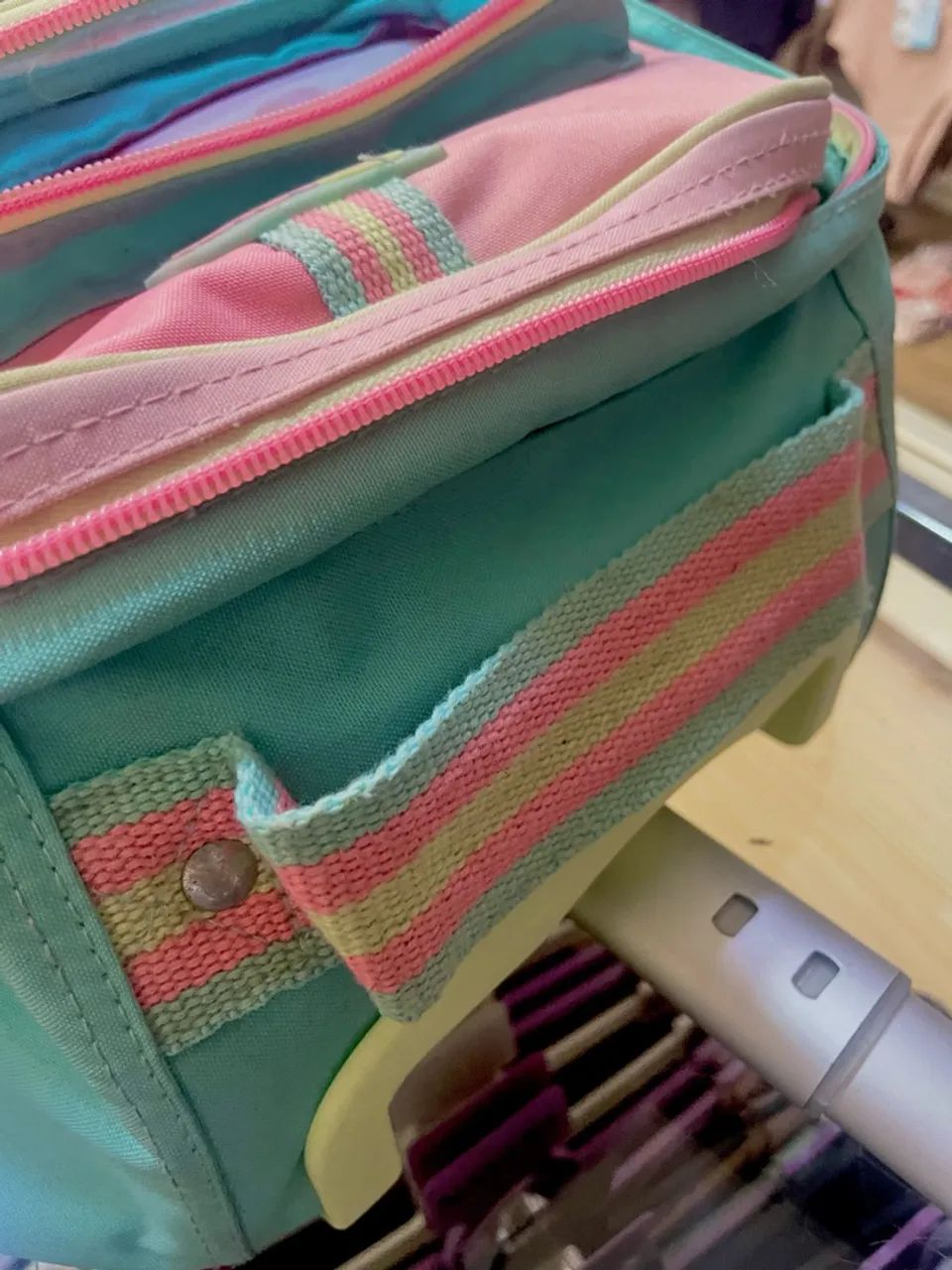 Bolsa Escolar Puket com Rodinhas - Foto 5
