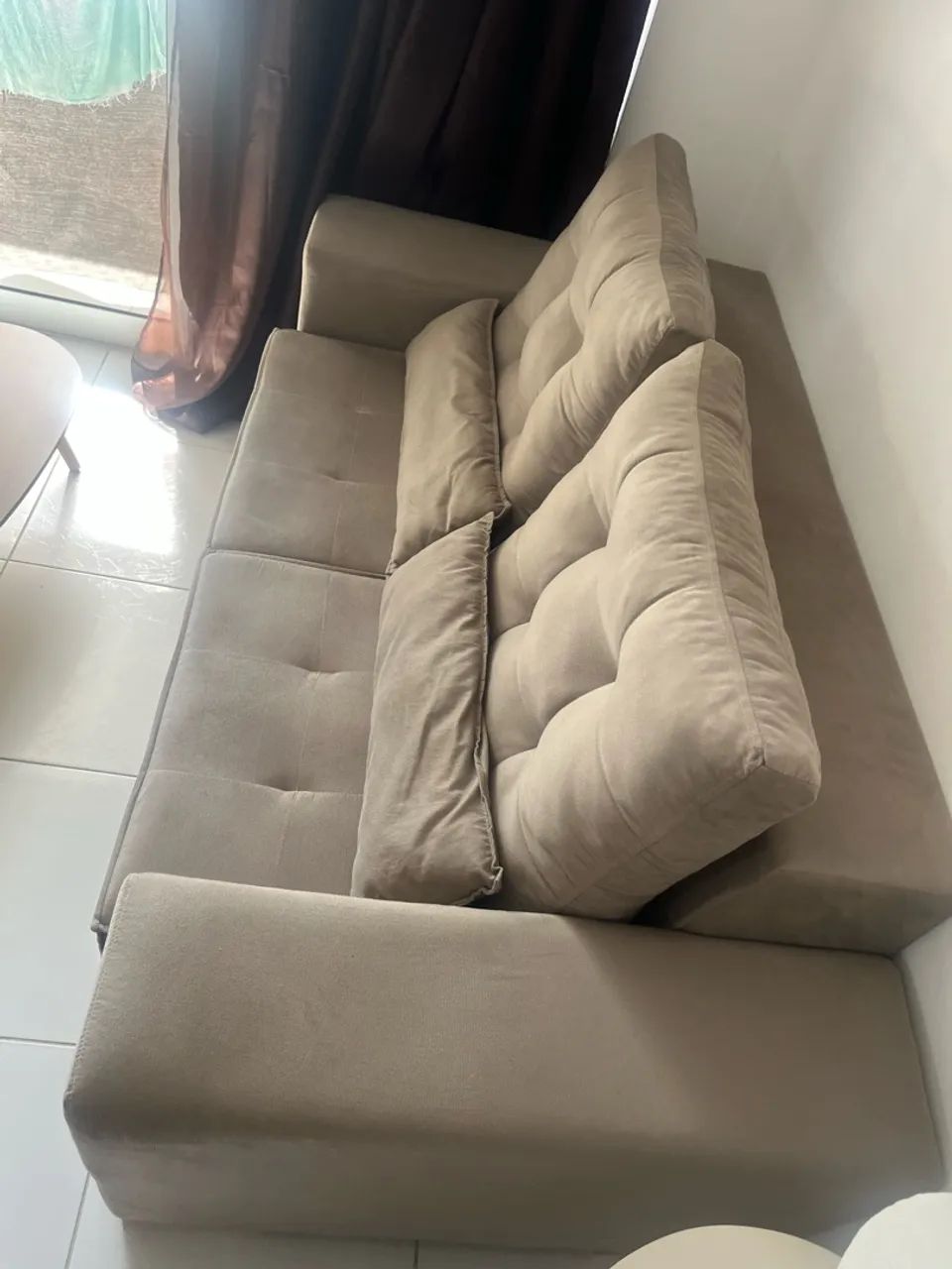 sofa bege retratil zerado - Foto 4
