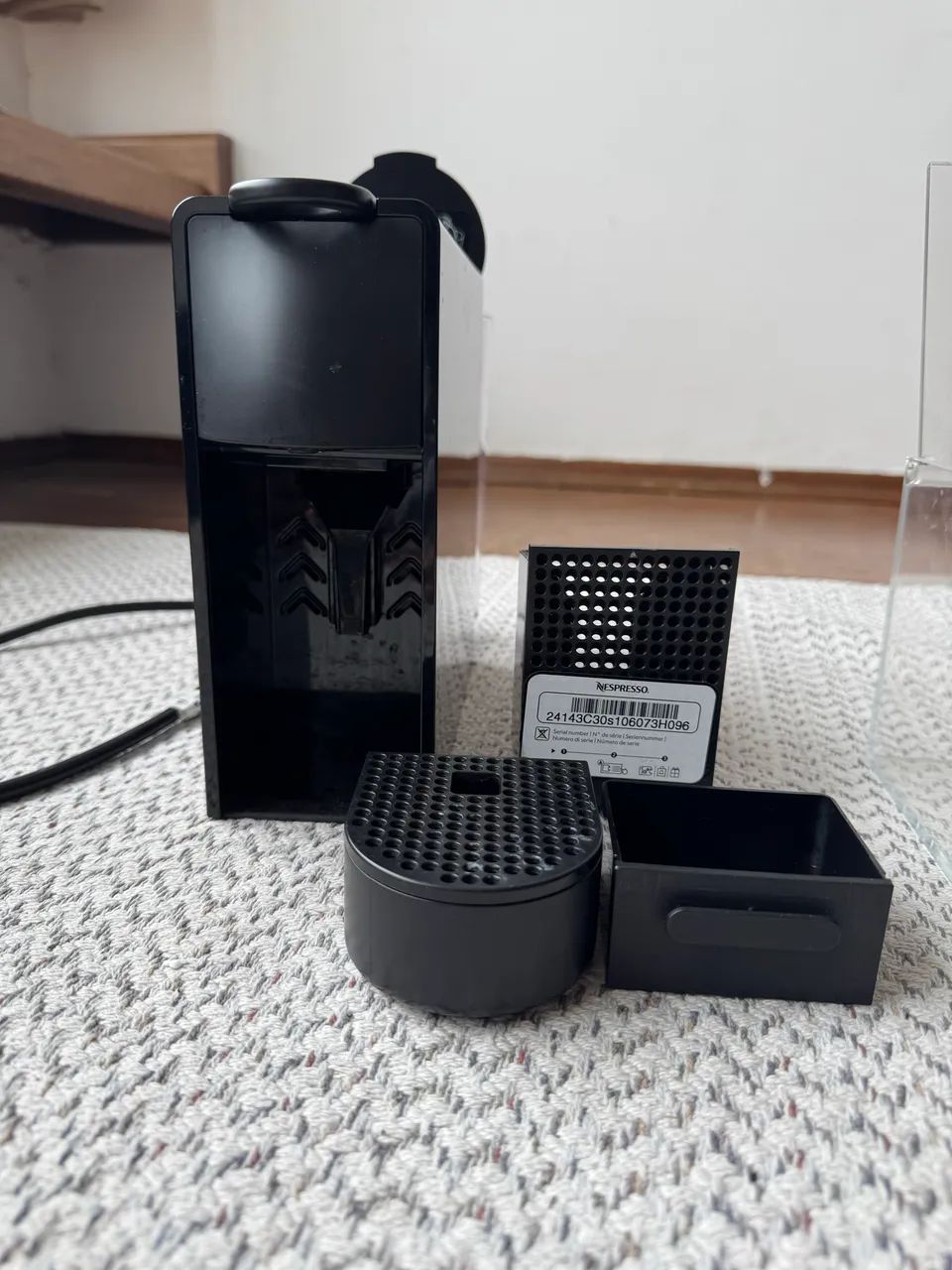 ? Cafeteira Nespresso Essenza Mini - Compacta e Prática! - Foto 3