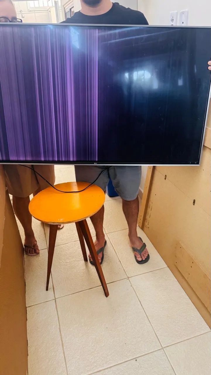 Tv 55 polegadas com Defeito na tela  - Foto 4