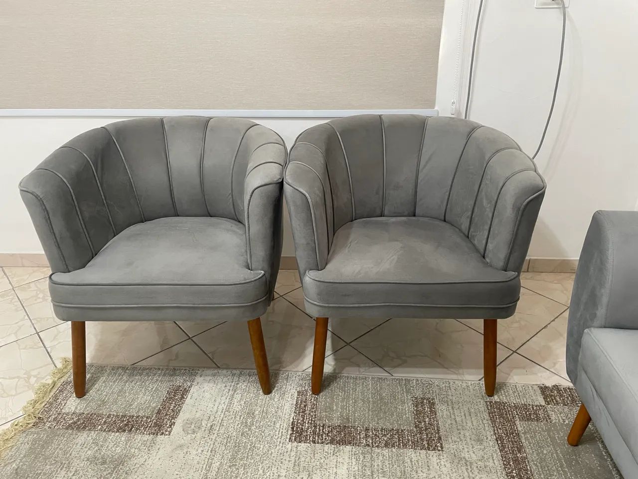 2 poltronas decorativas casa ou comercial 