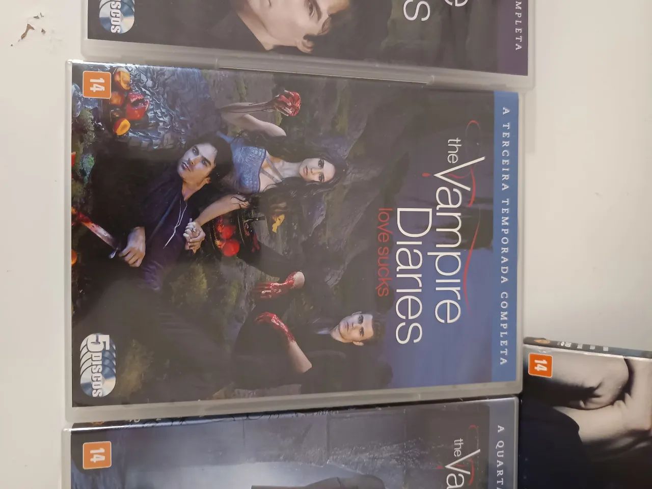 DVD THE VAMPIRE DIARIES  - Foto 2