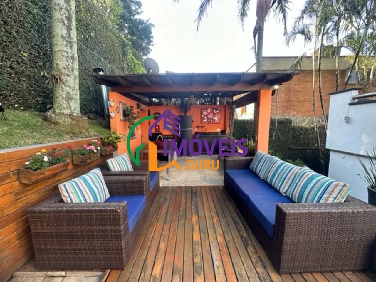 CASA ASSOBRADADA - MORUMBI - SP