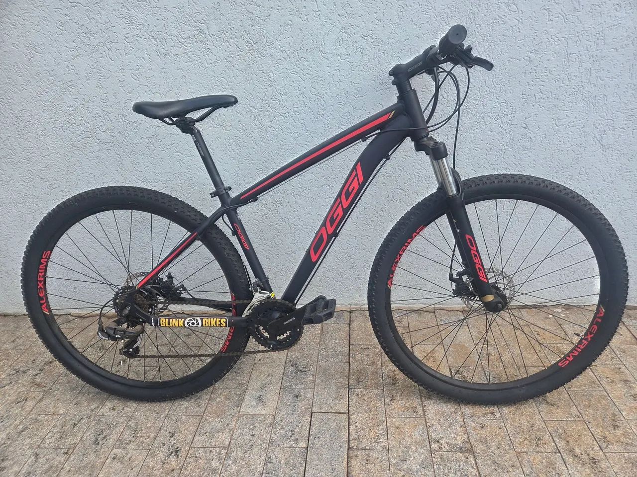 Bicicleta semi nova aro 17