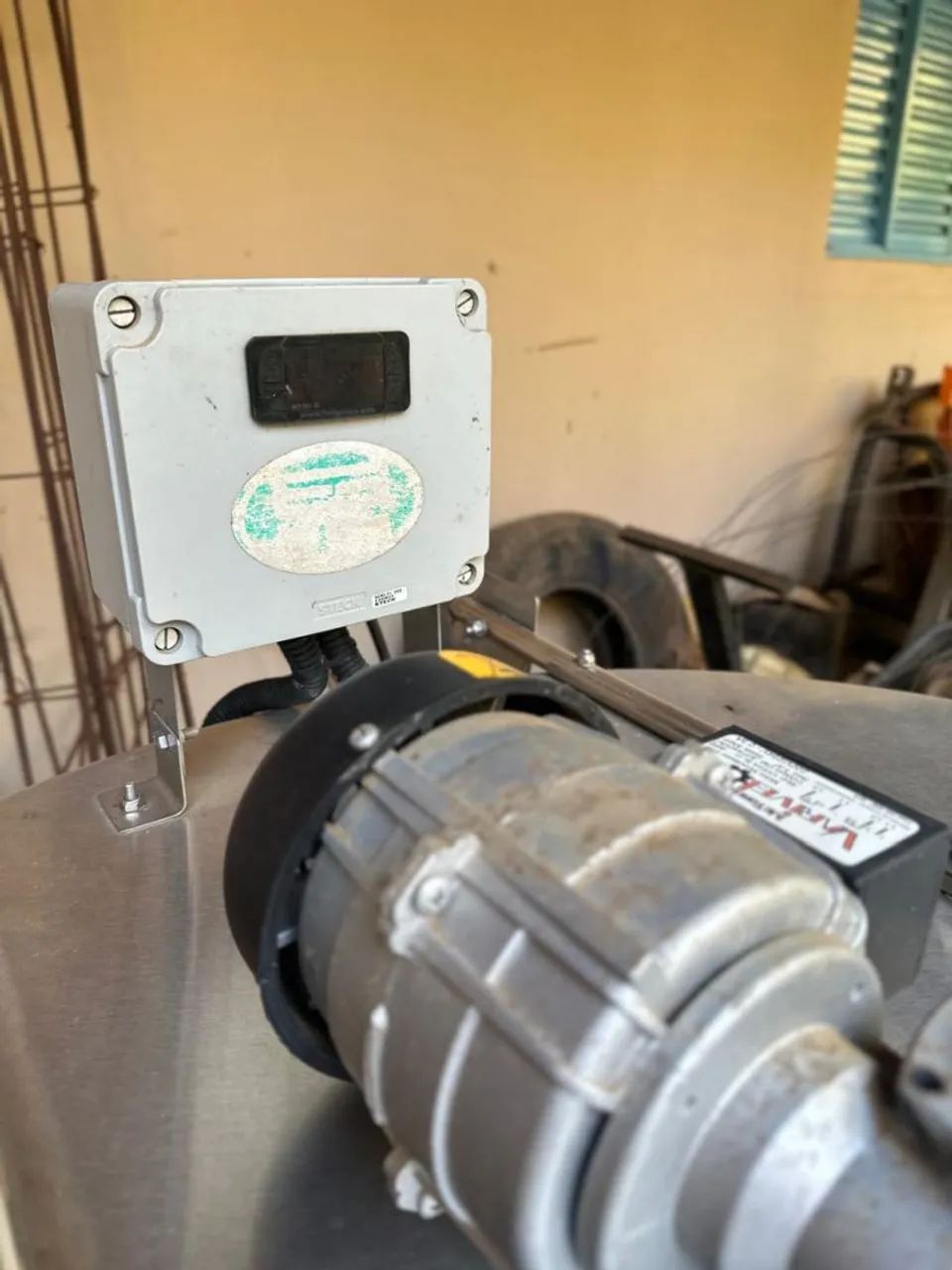 Tanque resfriado de leite 350 litros - Foto 3