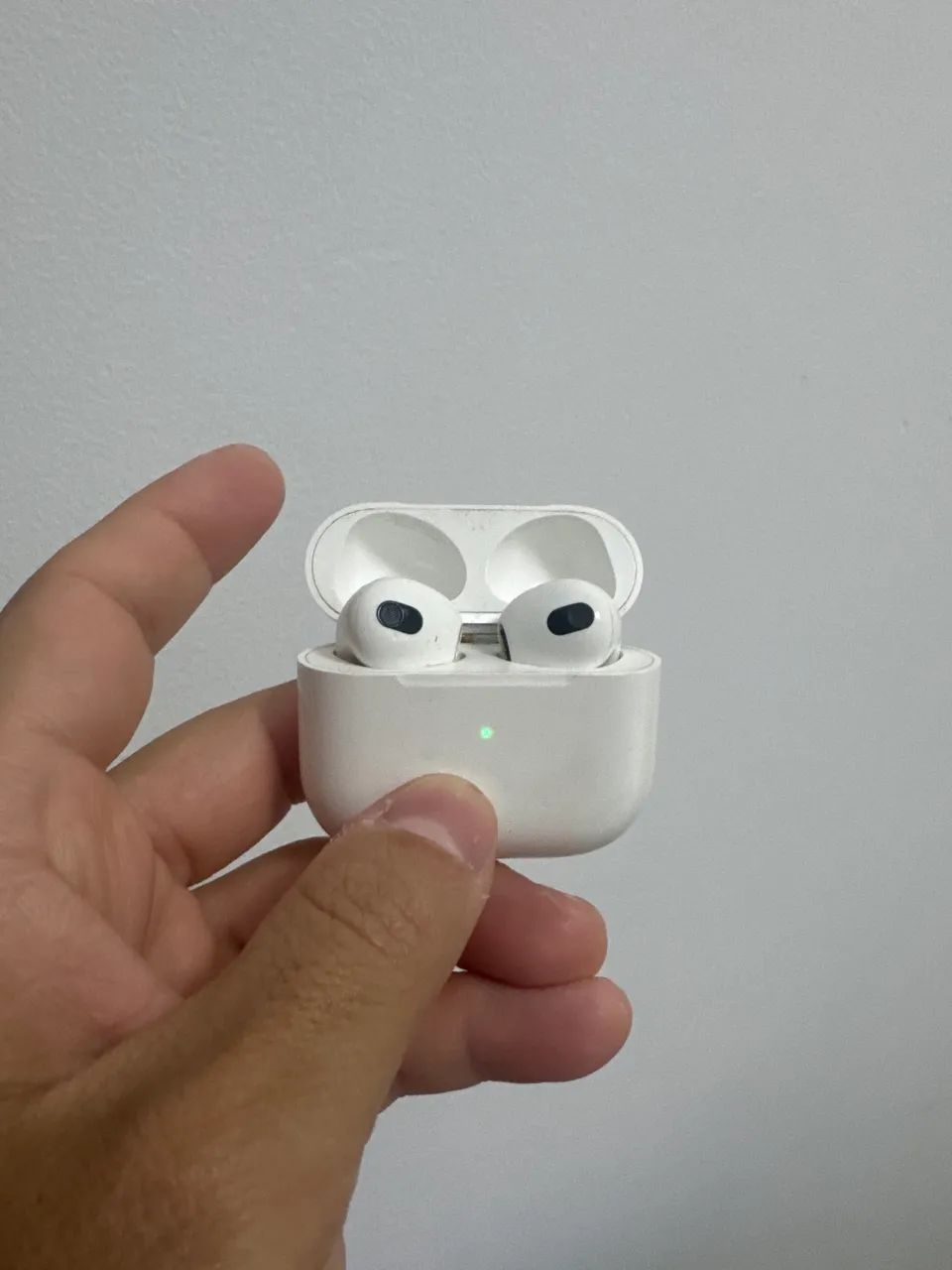 AirPods 2a geração original- com problema  - Foto 2