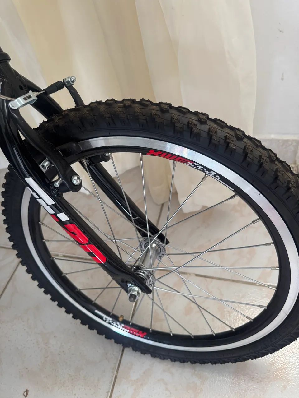 Bicicleta aro 20  - Foto 4