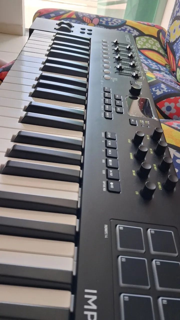CONTROLADOR MIDI NEKTAR IMPACT LX49+ - Instrumentos musicais